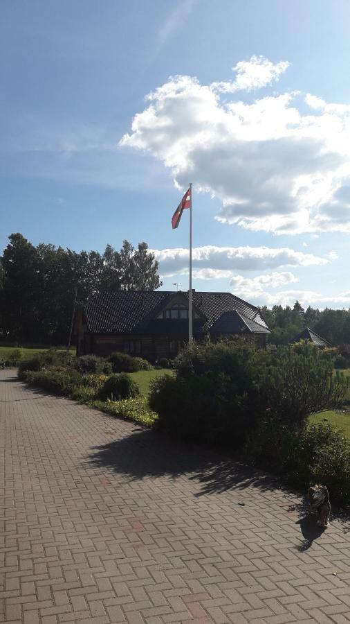 Lielkaibeni Hotel Vecpiebalga Exterior photo